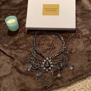 Gorgeous statement necklace